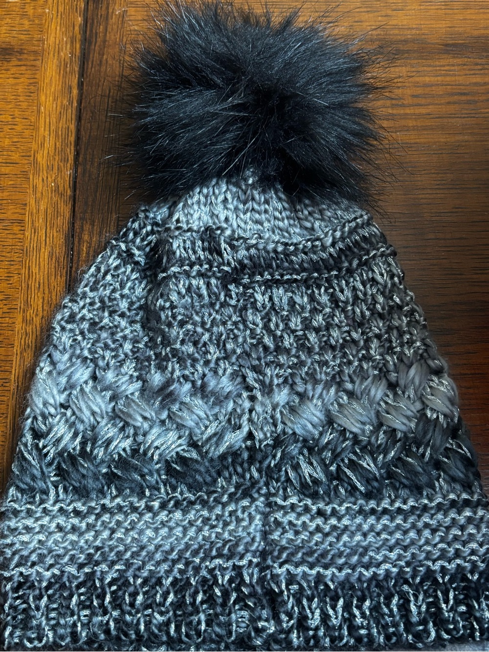 INC International Concepts SKI hat gray acrylic cable knit beanie